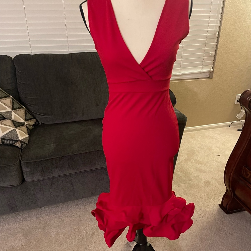 COPY - Gorgeous red dress